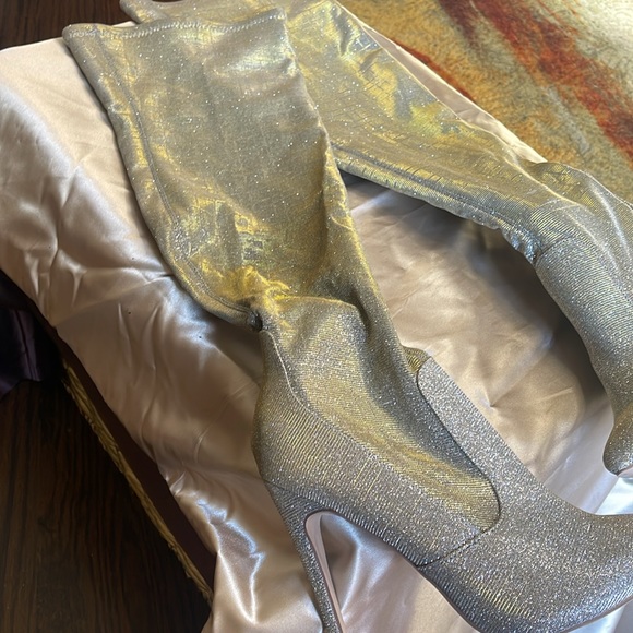 BRAND NEW π₯ OVER THE KNEE BOOTS - Picture 4 of 8